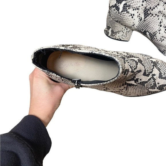 Seychelles Mist Leather Python Snake Print Ankle Booties - Picture 3 of 9